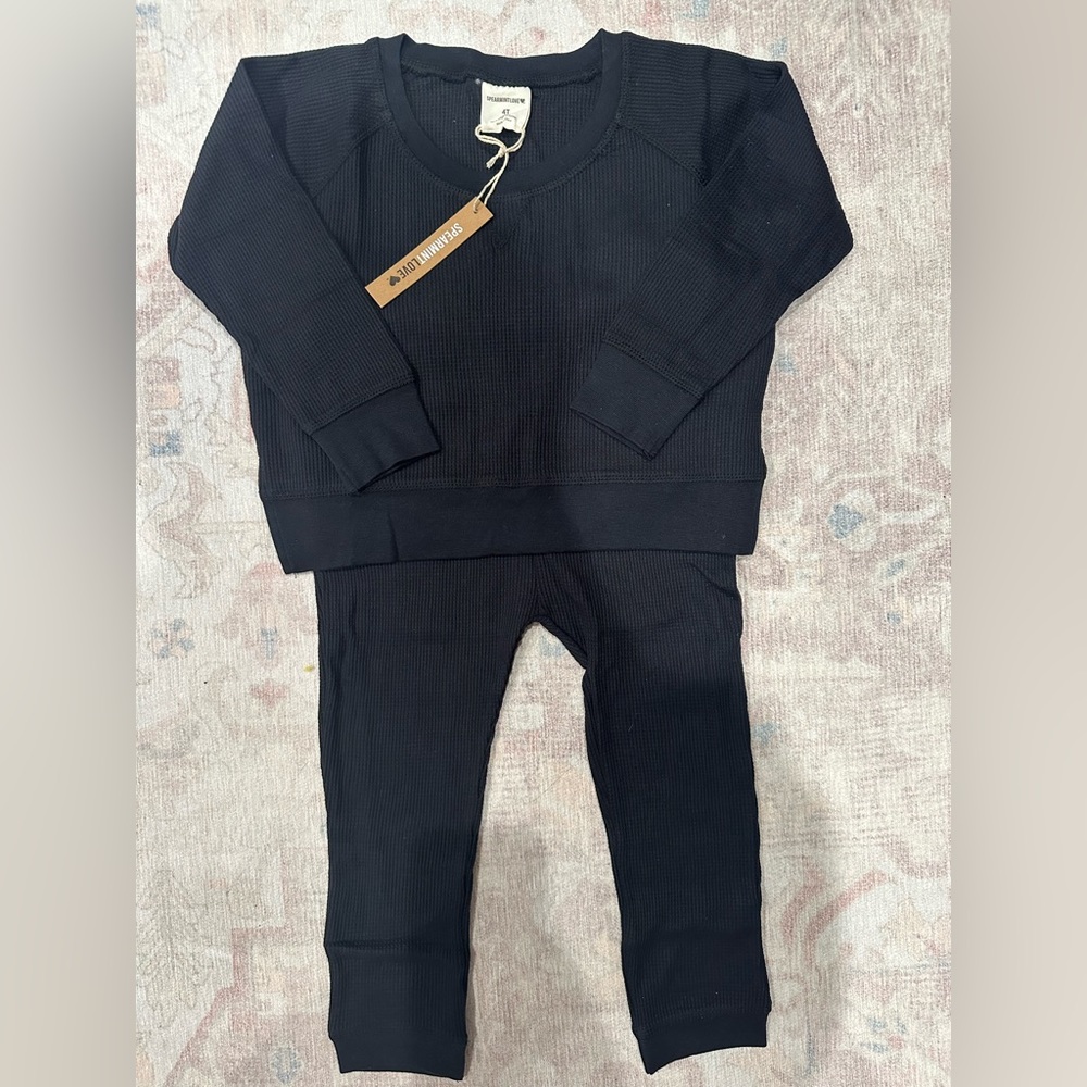 Brand new with tags SpearmintLove Crew Waffle set size 4T